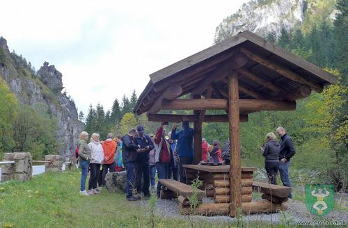 Pre turistov postavili nové prístrešky