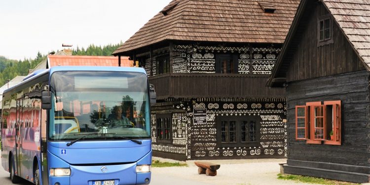 Autobusy budú jazdiť