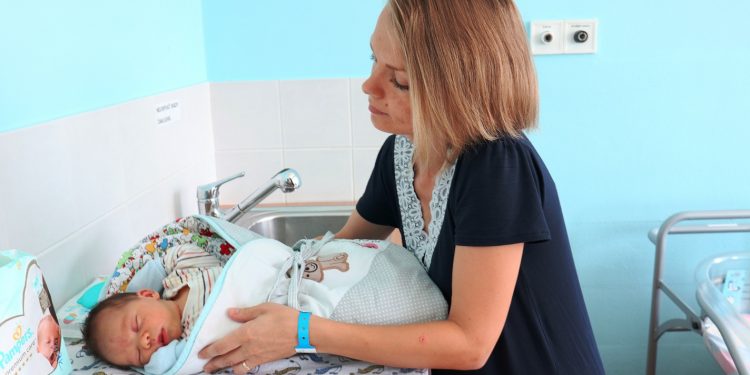 Mamičky chcú rodiť v Žiline, pôrodnica zažíva „baby boom“