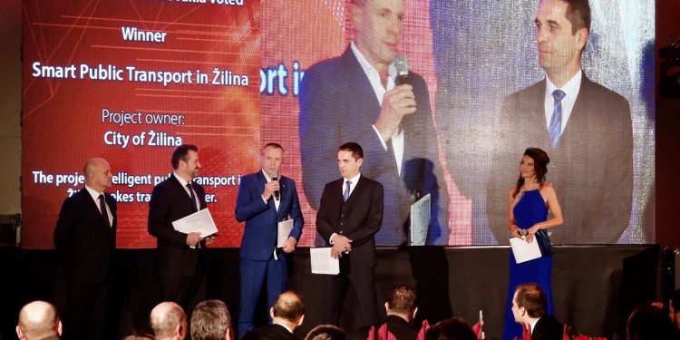 Projekt inteligentnej mestskej hromadnej dopravy v Žiline získal Cenu Rádia Slovensko