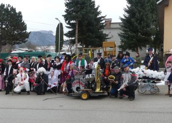FOTO: FAŠIANGY V OBCI STRÁNSKE