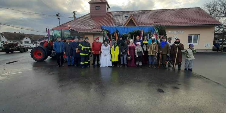 FOTO: FAŠIANGY V OBCI ŽABOKREKY