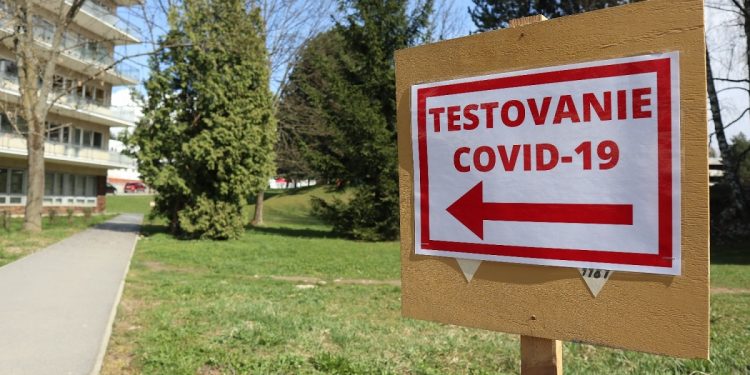 Mobilné odberné miesto pre test na COVID-19 už aj v Žiline