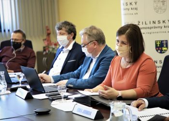 Dopady pandémie boli témou rokovania župného zastupiteľstva