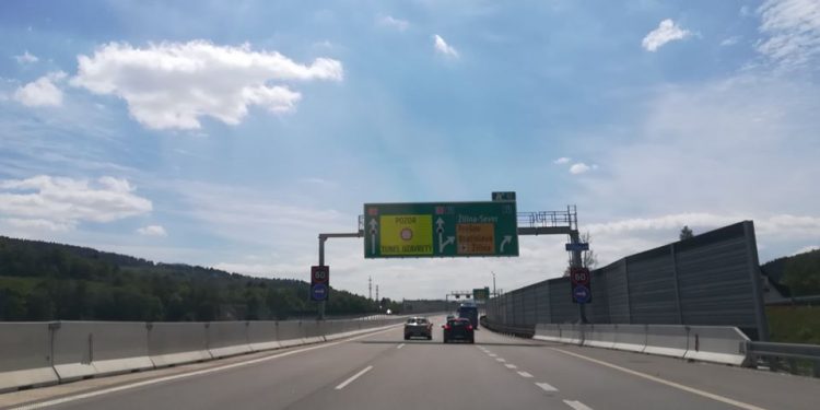 Vodiči pozor: Cez víkend bude D3 a D1 čiastočne uzatvorená