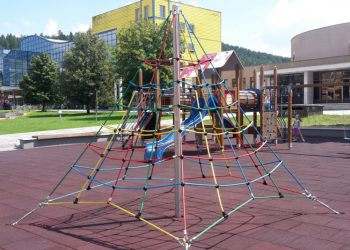 Považská Bystrica: Otvorili sa detské ihriská i športoviská