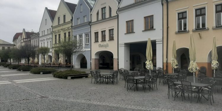 Žilinské reštaurácie už otvorili terasy