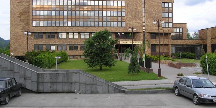 O opätovné otvorenie škôl je v Žiline záujem, prihlásilo sa vyše 4 300 detí