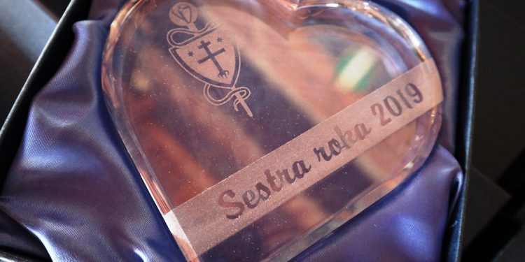 Ocenenie Sestra roka si prevzalo 42 sestier a štyri kolektívy